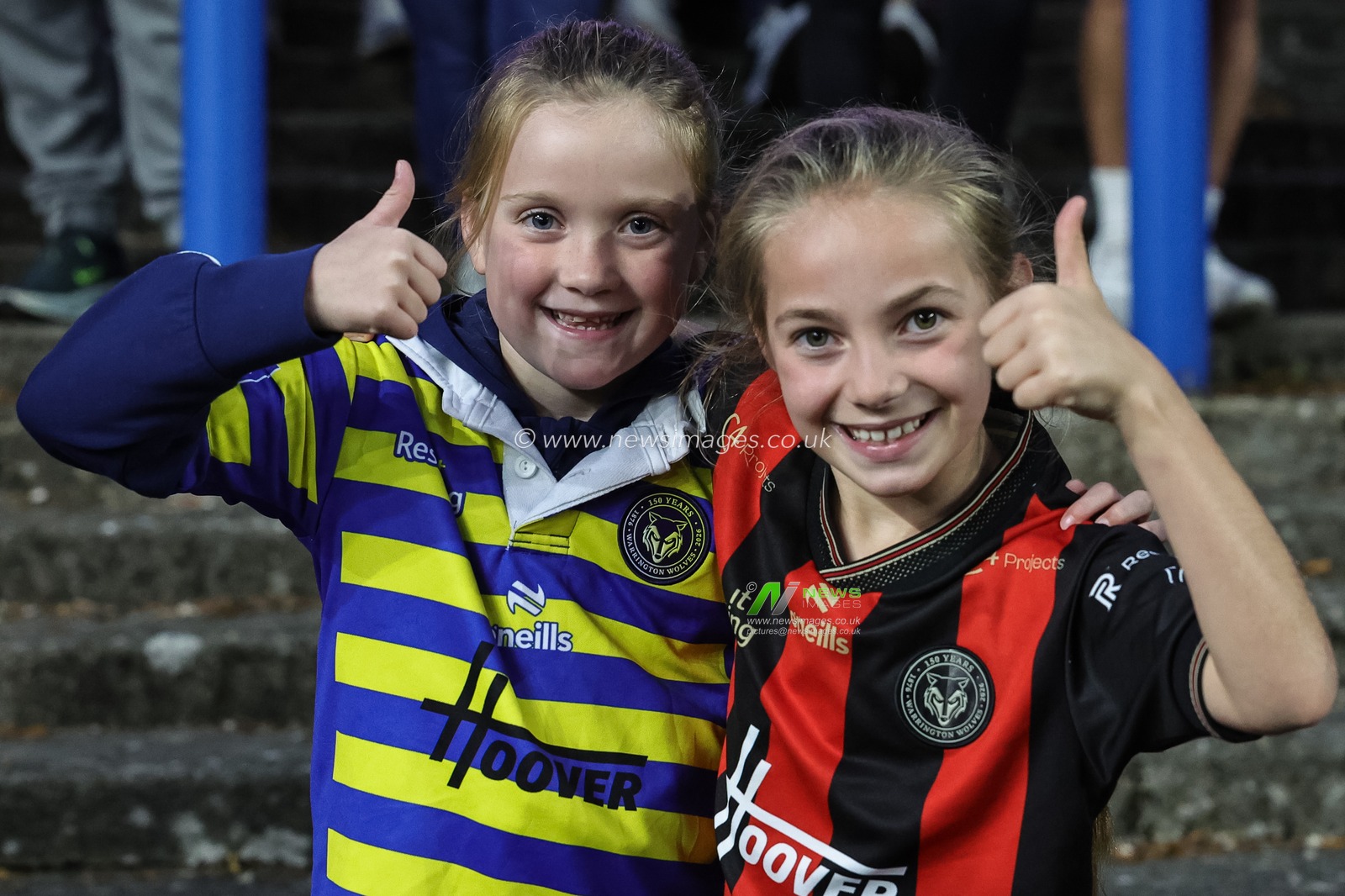 Warrington fans take to the stand during the Betfred Super League Play-off Semi-Final match Leeds Rhinos vs Warrington Wolves at AMT Headingley Stadium, Leeds, United Kingdom on 25 September 2026

(Photo by Mark Cosgrove/News Images)