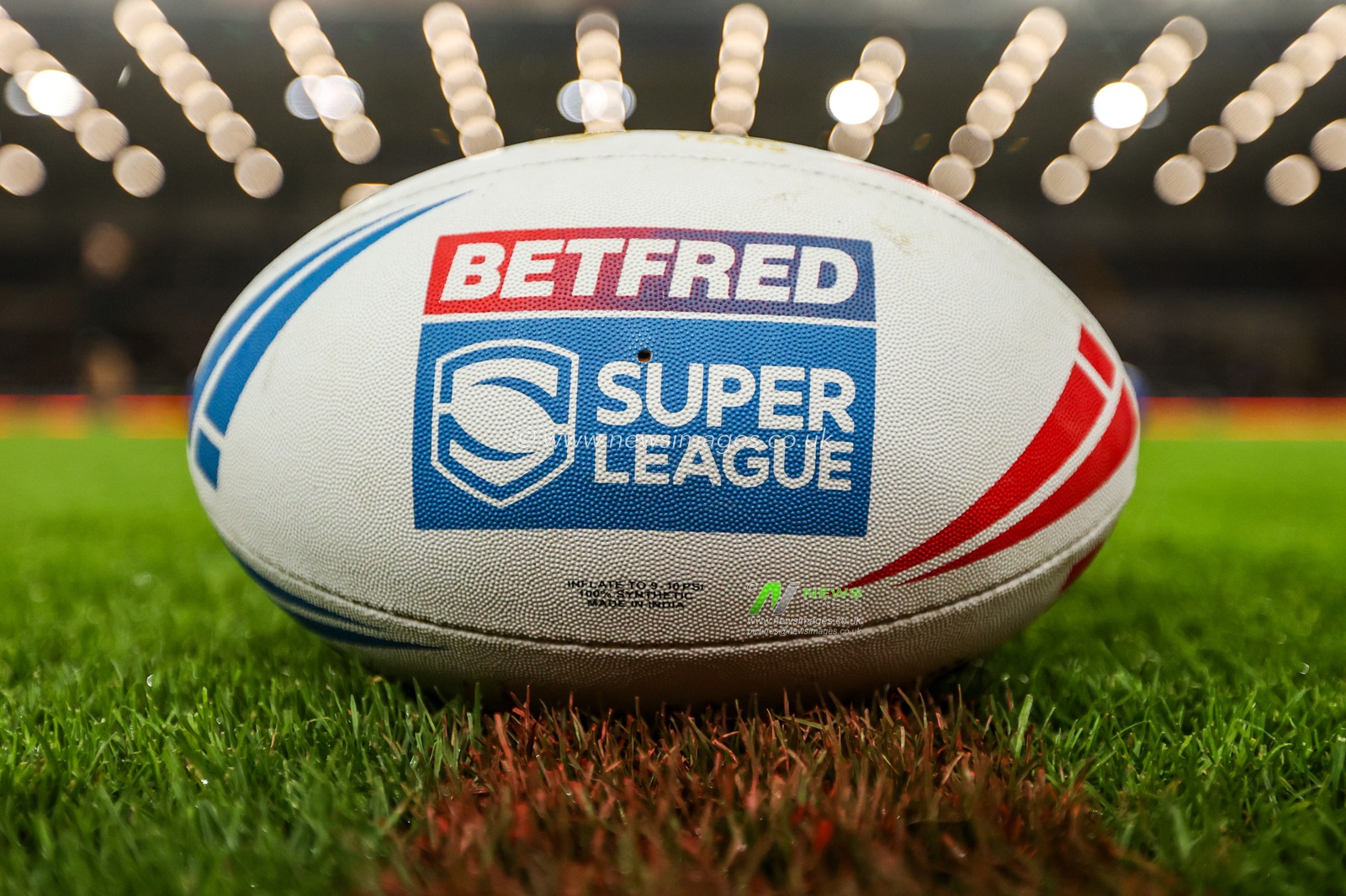 Betfred Super League Play-off Semi-Final Leeds Rhinos v Warrington Wolves