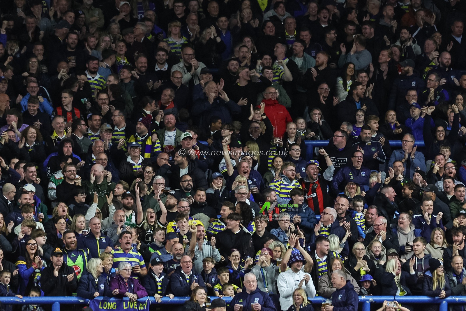 Betfred Super League Play-off Semi-Final Leeds Rhinos v Warrington Wolves