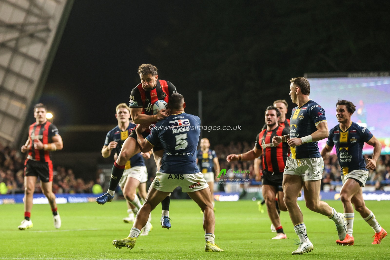 Betfred Super League Play-off Semi-Final Leeds Rhinos v Warrington Wolves