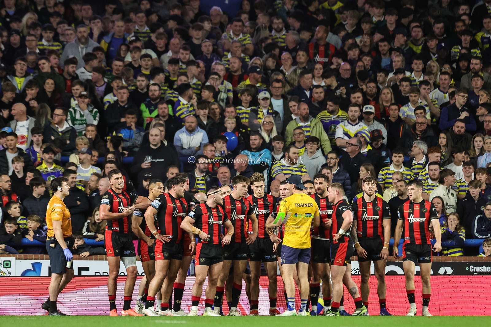 Betfred Super League Play-off Semi-Final Leeds Rhinos v Warrington Wolves