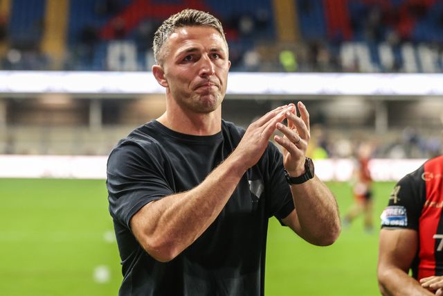 Sam Burgess manager of Warrington Wolves applauds the fans after the game during the Betfred Super League Play-off Semi-Final match Leeds Rhinos vs Warrington Wolves at AMT Headingley Stadium, Leeds, United Kingdom on 25 September 2026

(Photo by Alfie Cosgrove/News Images)