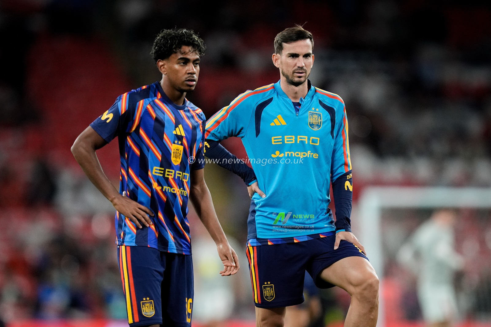 Lamine Yamal of Spain and Fabián Ruiz of Spain in the pregame warmup session  during the UEFA Nations League match England vs Spain at Wembley Stadium, London, United Kingdom on 26 September 2026

(Photo by Maynard Manyowa/News Images)