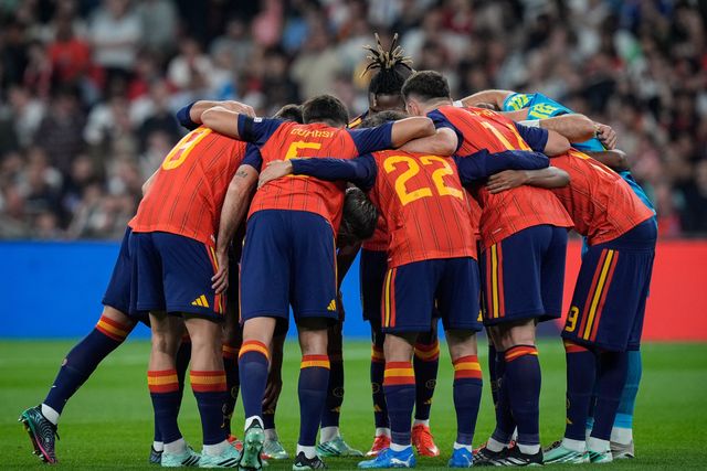 Spain team huddle during the UEFA Nations League match England vs Spain at Wembley Stadium, London, United Kingdom on 26 September 2026

(Photo by Maynard Manyowa/News Images)