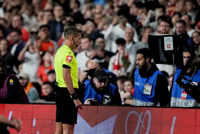 Referee Davide Massa check the s screen after a VAR review during the UEFA Nations League match England vs Spain at Wembley Stadium, London, United Kingdom on 26 September 2026

(Photo by Maynard Manyowa/News Images)