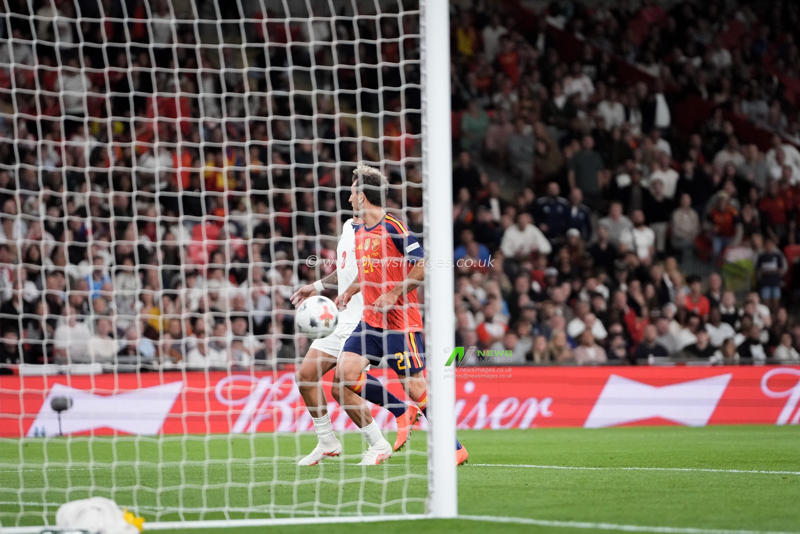 Mikel Oyarzabal of Spain scores to make it  2-3 during the UEFA Nations League match England vs Spain at Wembley Stadium, London, United Kingdom on 26 September 2026

(Photo by Maynard Manyowa/News Images)