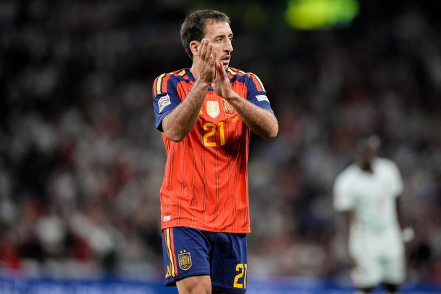 Spain goalkeeper Unai Simón celebrates his goal to make it   2-3 during the UEFA Nations League match England vs Spain at Wembley Stadium, London, United Kingdom on 26 September 2026

(Photo by Maynard Manyowa/News Images)