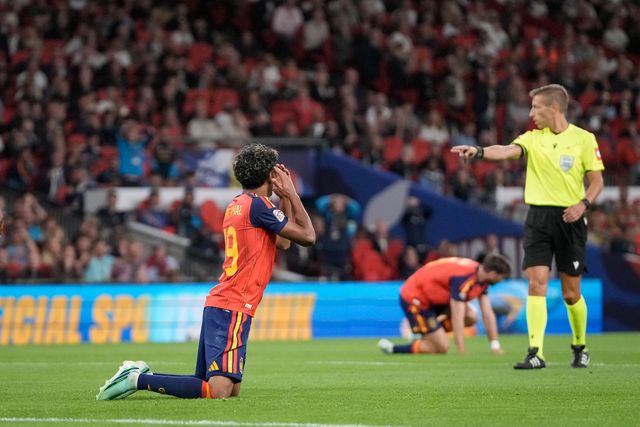 Lamine Yamal of Spain reacts after a missed chance on goal  during the UEFA Nations League match England vs Spain at Wembley Stadium, London, United Kingdom on 26 September 2026

(Photo by Maynard Manyowa/News Images)