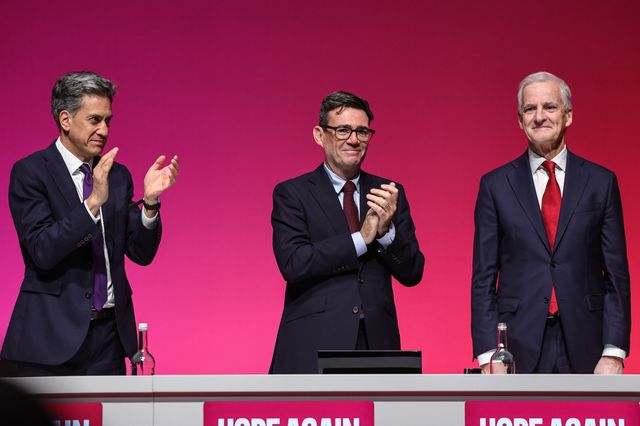 Ed Miliband (L) and Prime Minister of the United Kingdom Andy Burnham (C) applauds the Prime Minister of Norway Jonas Gahr Store (R) during the Labour Party Annual Conference 2026 at Convention Centre, Liverpool, United Kingdom on 27 September 2026

(Photo by Mark Cosgrove/News Images)