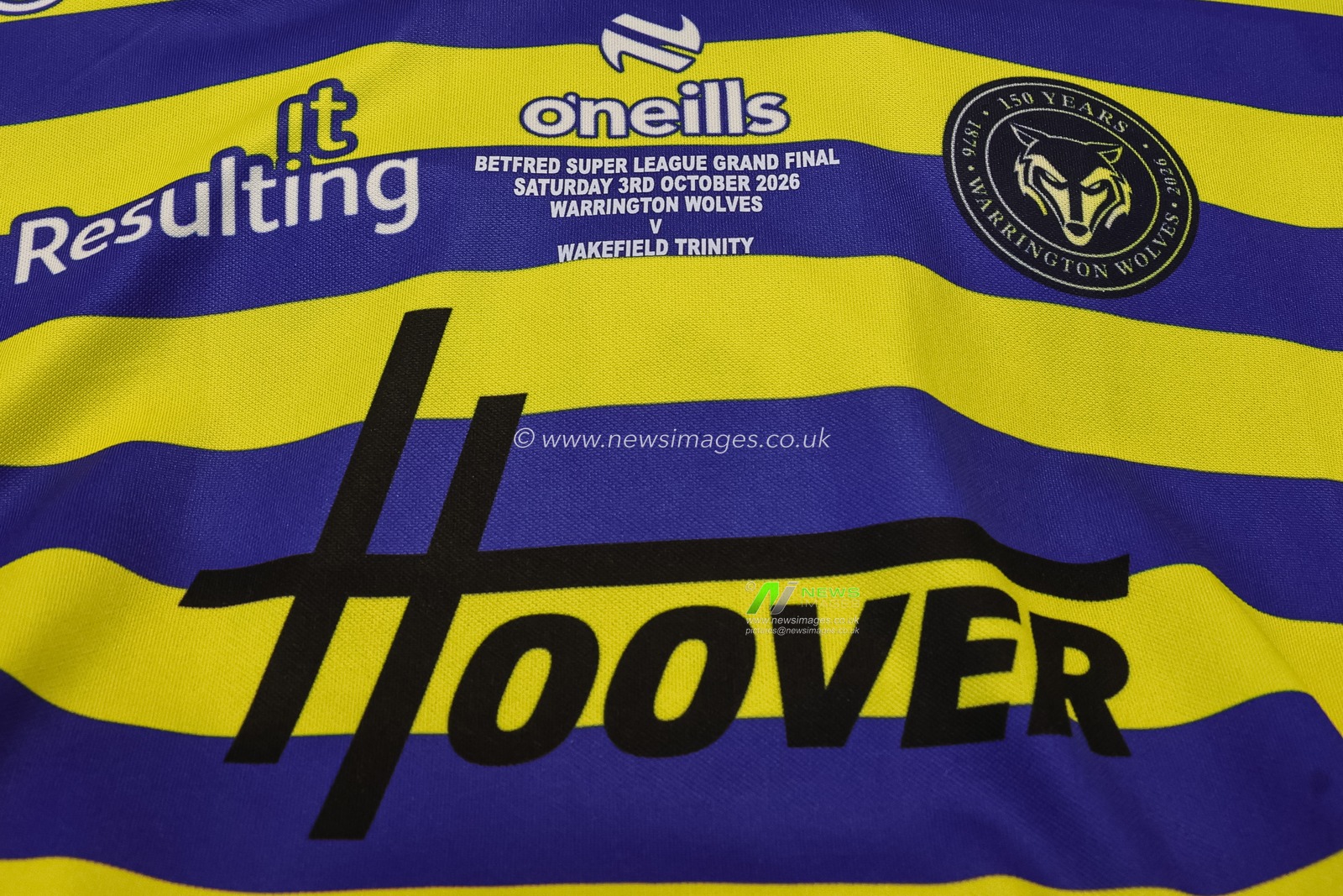 Betfred Super League Grand Final Warrington Wolves v Wakefield Trinity logon on the Warrington shirt during the Betfred Super League Grand Final match Warrington Wolves vs Wakefield Trinity at Old Trafford, Manchester, United Kingdom on 03 October 2026

(Photo by Mark Cosgrove/News Images)
