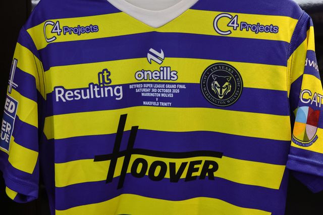 Betfred Super League Grand Final Warrington Wolves v Wakefield Trinity logon on the Warrington shirt during the Betfred Super League Grand Final match Warrington Wolves vs Wakefield Trinity at Old Trafford, Manchester, United Kingdom on 03 October 2026

(Photo by Mark Cosgrove/News Images)
