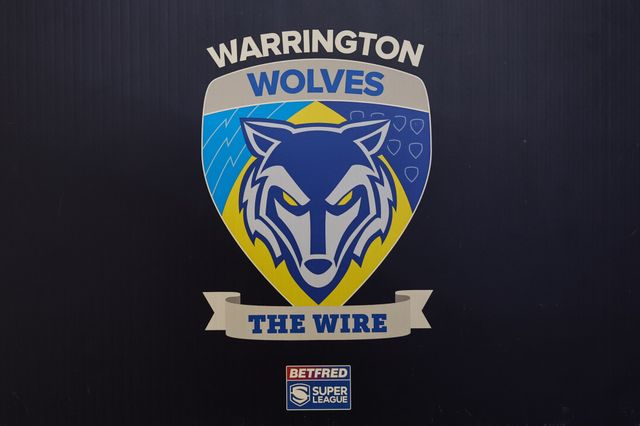 Warrington Wolves logo on the dressing room door during the Betfred Super League Grand Final match Warrington Wolves vs Wakefield Trinity at Old Trafford, Manchester, United Kingdom on 03 October 2026

(Photo by Mark Cosgrove/News Images)