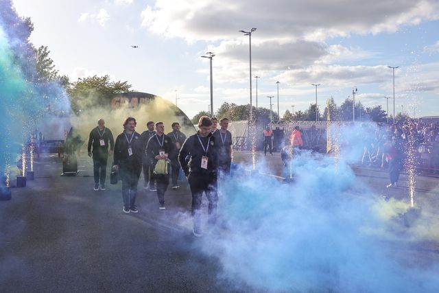Warrington arrive during the Betfred Super League Grand Final match Warrington Wolves vs Wakefield Trinity at Old Trafford, Manchester, United Kingdom on 03 October 2026

(Photo by Mark Cosgrove/News Images)