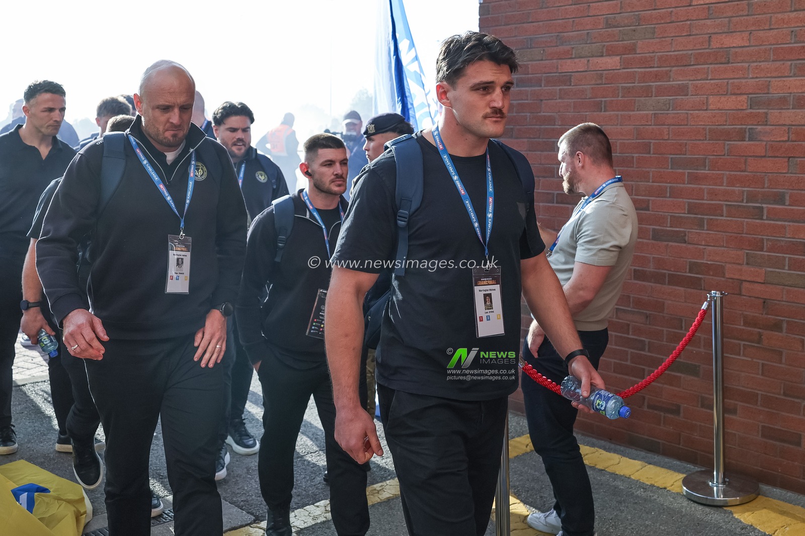 Liam Byrne of Warrington Wolves arrives during the Betfred Super League Grand Final match Warrington Wolves vs Wakefield Trinity at Old Trafford, Manchester, United Kingdom on 03 October 2026

(Photo by Mark Cosgrove/News Images)