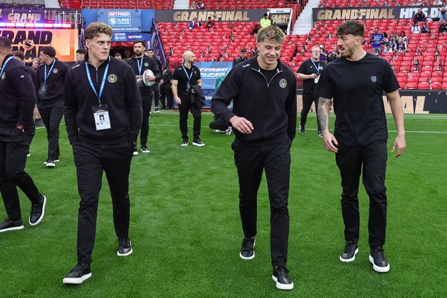 Ewan Irwin of Warrington Wolves and Matty Ashton of Warrington Wolves during the Betfred Super League Grand Final match Warrington Wolves vs Wakefield Trinity at Old Trafford, Manchester, United Kingdom on 03 October 2026

(Photo by Mark Cosgrove/News Images)