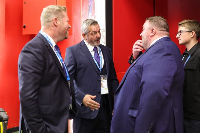Daryl Powell manager of Wakefield Trinity and Matt Ellis during the Betfred Super League Grand Final match Warrington Wolves vs Wakefield Trinity at Old Trafford, Manchester, United Kingdom on 03 October 2026

(Photo by Mark Cosgrove/News Images)