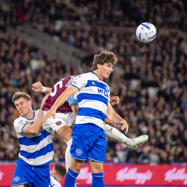 Ronnie Edwards of QPR heads clear under pressure from Konstantinos Mavropanos of West Ham United during the Sky Bet Championship match West Ham United vs Queens Park Rangers at London Stadium, London, United Kingdom on 09 October 2026

(Photo by Mike Turner/News Images)