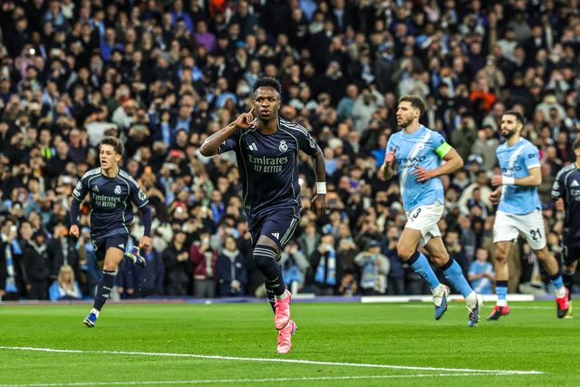 Vinicius Junior of Real Madrid celebrates his goal to make it 0-1 during the UEFA Champions League last 16 second leg match Manchester City vs Real Madrid at The City of Manchester Stadium, Manchester, United Kingdom on 17 March 2026

(Photo by Mark Cosgrove/News Images)