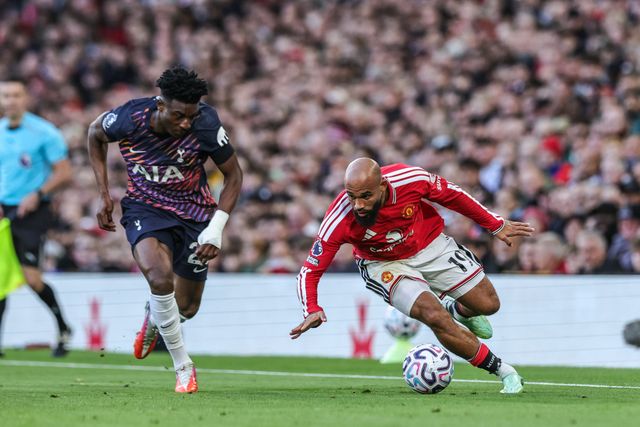 Bryan Mbeumo of Manchester United breaks with the ball during the Premier League match Manchester United vs Tottenham Hotspur at Old Trafford, Manchester, United Kingdom on 10 October 2026

(Photo by Mark Cosgrove/News Images)