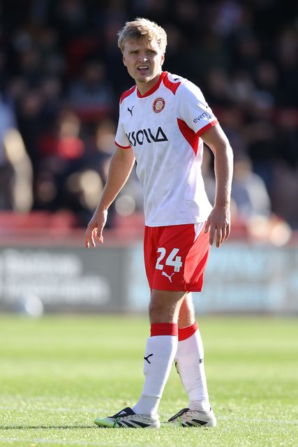 Matt Smith of Stevenage during the Sky Bet League One match Stevenage vs Wigan Athletic at Lamex Stadium, Stevenage, United Kingdom on 10 October 2026

(Photo by Harvey Murphy/News Images)