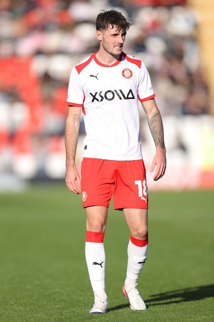 Oliver Sanderson of Stevenage during the Sky Bet League One match Stevenage vs Wigan Athletic at Lamex Stadium, Stevenage, United Kingdom on 10 October 2026

(Photo by Harvey Murphy/News Images)