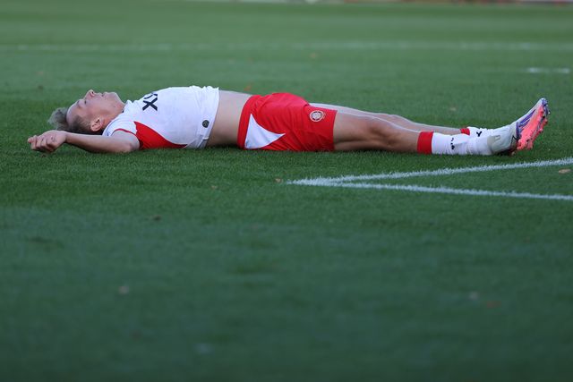 Michael Mellon of Stevenage during the Sky Bet League One match Stevenage vs Wigan Athletic at Lamex Stadium, Stevenage, United Kingdom on 10 October 2026

(Photo by Harvey Murphy/News Images)