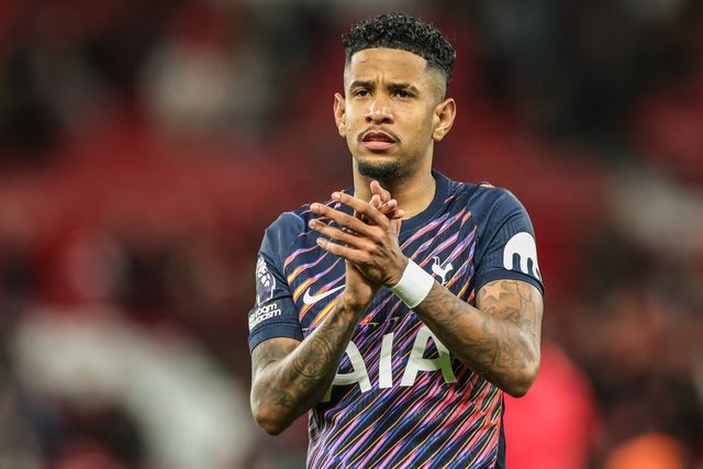 Savio of Tottenham Hotspur applauds the fans after the game during the Premier League match Manchester United vs Tottenham Hotspur at Old Trafford, Manchester, United Kingdom on 10 October 2026

(Photo by Mark Cosgrove/News Images)