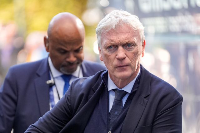 David Moyes manager of Everton arrives at the stadium prior to kick off during the Premier League match Hull City vs Everton at MKM Stadium, Hull, United Kingdom on 11 October 2026

(Photo by Maynard Manyowa/News Images)