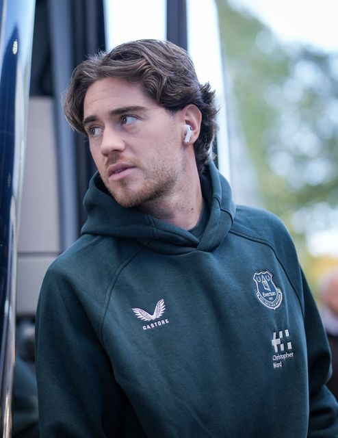 Hayden Hackney of Everton arrives at the stadium prior to kick off during the Premier League match Hull City vs Everton at MKM Stadium, Hull, United Kingdom on 11 October 2026

(Photo by Maynard Manyowa/News Images)