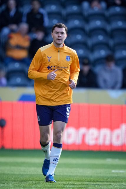 Michael Keane of Everton in the pregame warmup session  during the Premier League match Hull City vs Everton at MKM Stadium, Hull, United Kingdom on 11 October 2026

(Photo by Maynard Manyowa/News Images)