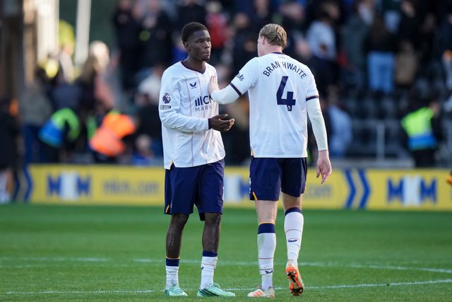Jarrad Branthwaite of Everton consoles a dejected Thierno Barry of Everton during the Premier League match Hull City vs Everton at MKM Stadium, Hull, United Kingdom on 11 October 2026

(Photo by Maynard Manyowa/News Images)