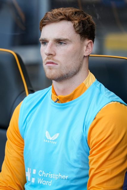 Jake O'Brien of Everton on the subs bench during the Premier League match Hull City vs Everton at MKM Stadium, Hull, United Kingdom on 11 October 2026

(Photo by Maynard Manyowa/News Images)