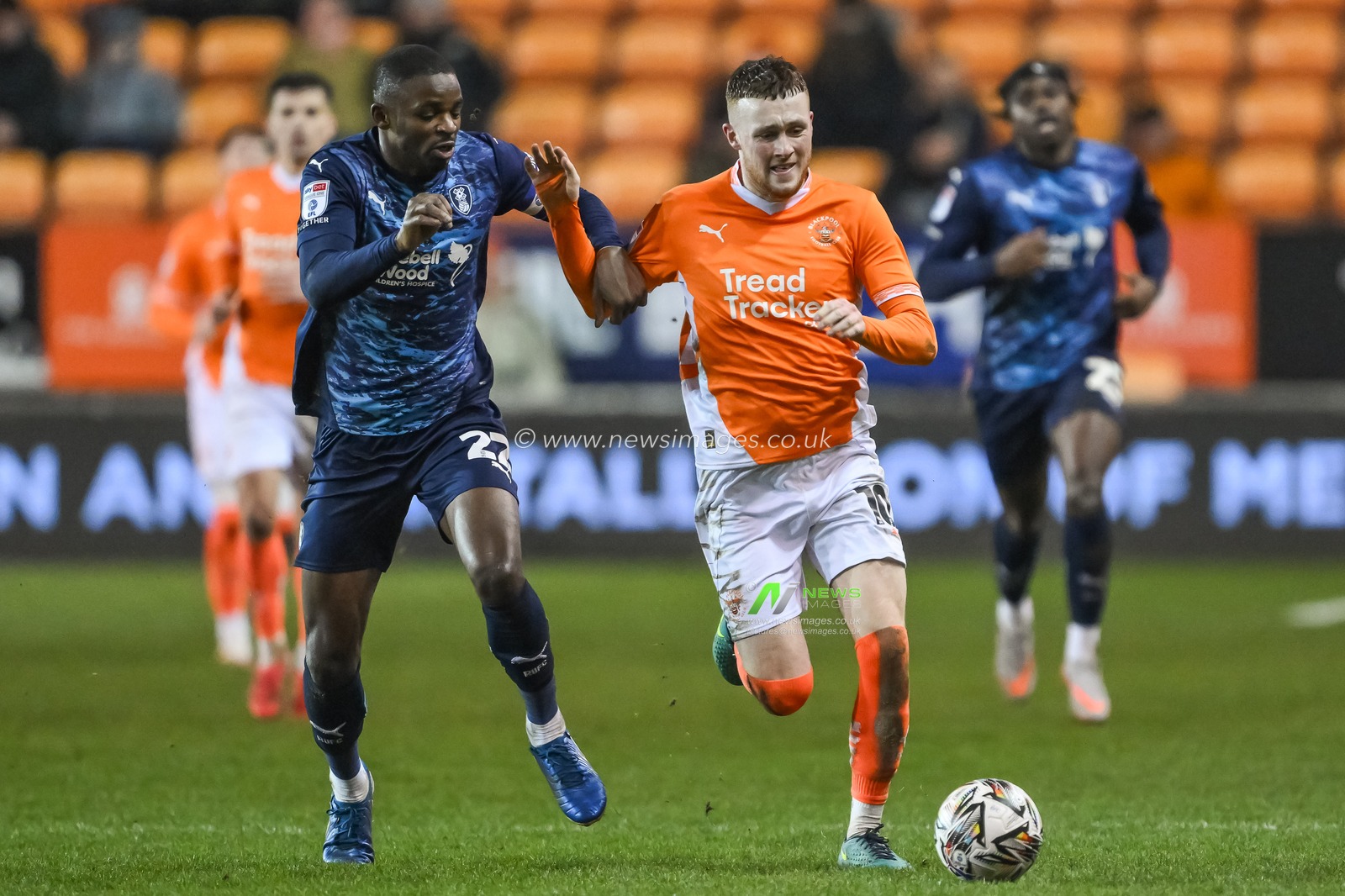 Sonny Carey of Blackpool makes a break with the ball despite pressure from Hakeem Odoffin of Rotherham United during the Sky Bet League 1 match Blackpool vs Rotherham United at Bloomfield Road, Blackpool, United Kingdom, 11th February 2025

(Photo by Craig Thomas/News Images)