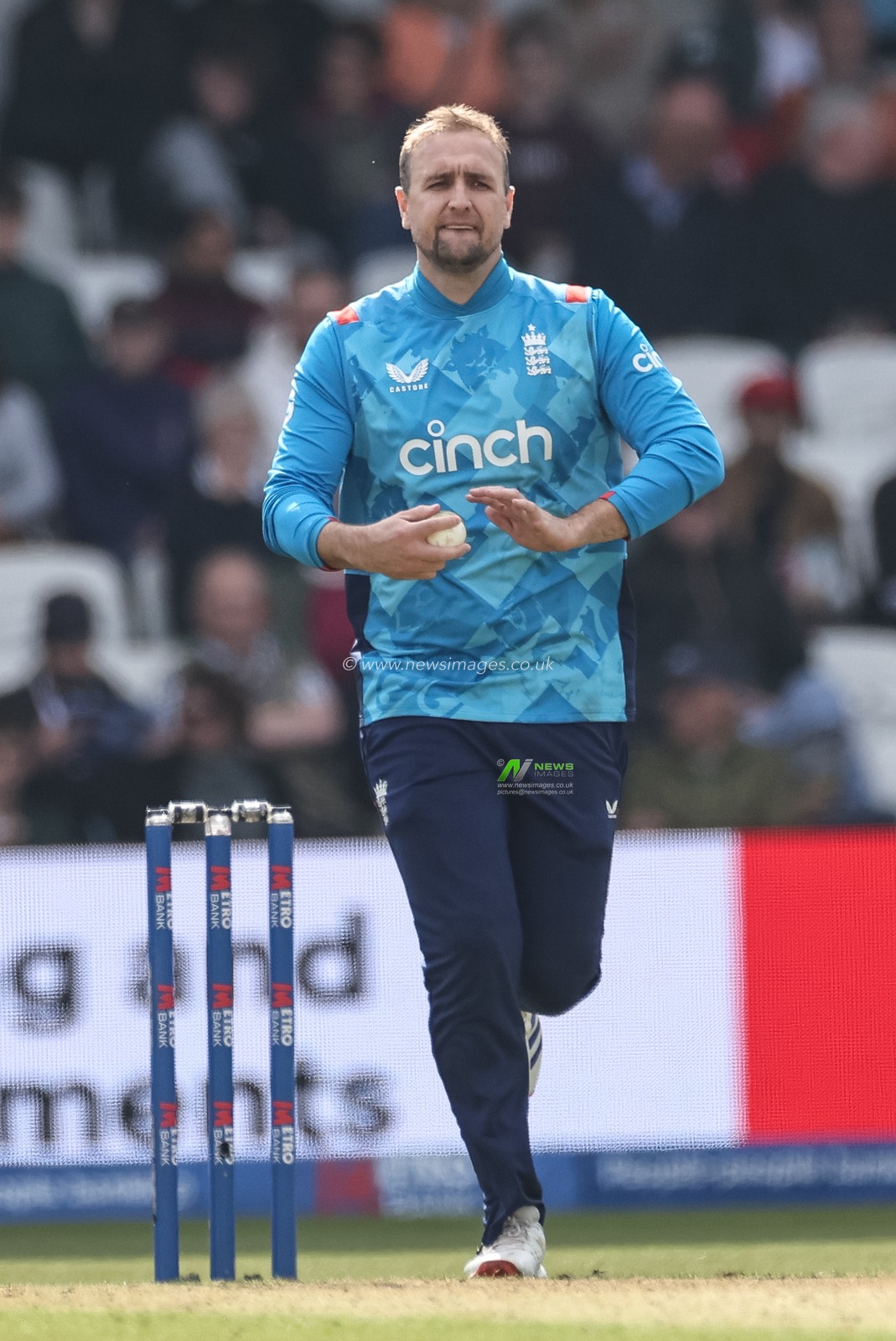 Liam Livingstone of England delivers the ball during the Second Metro Bank One Day International England v Australia at Headingley Cricket Ground, Leeds, United Kingdom, 21st September 2024

(Photo by Mark Cosgrove/News Images)