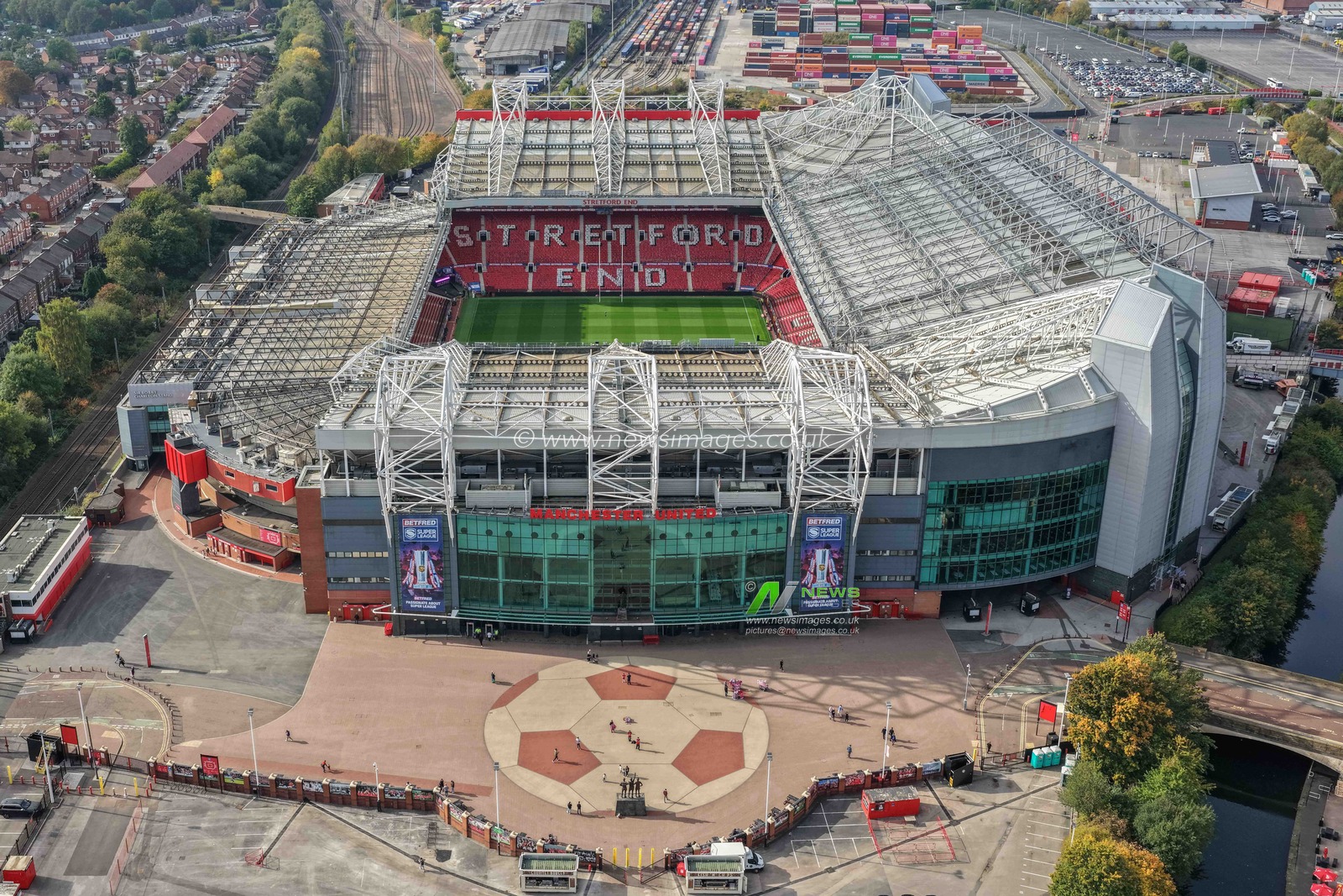 An aerial general view of Old Trafford during the 2025 Betfred Super League Grand Final Hull KR v Wigan Warriors at Old Trafford, Manchester, United Kingdom, 11th October 2025

(Photo by Mark Cosgrove/News Images)