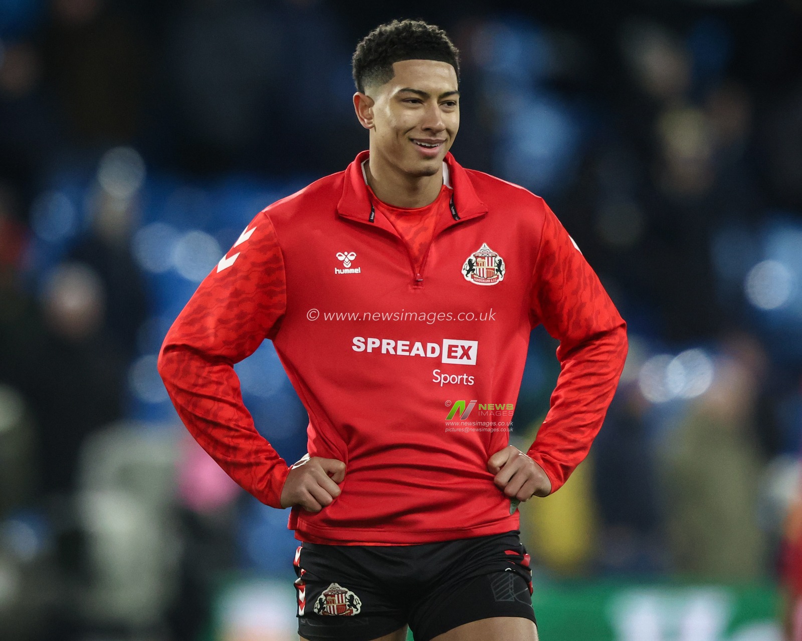 Jobe Bellingham of Sunderland in the pregame warmup session during the Sky Bet Championship match Leeds United vs Sunderland at Elland Road, Leeds, United Kingdom, 17th February 2025

(Photo by Alfie Cosgrove/News Images)