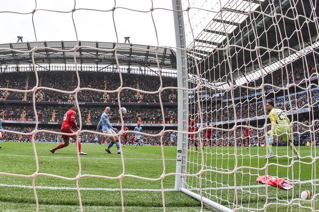 Erling Haaland of Manchester City scores his hat-trick to make it 4-0 during the Emirates FA Cup Quarter-Final match Manchester City vs Liverpool at Etihad Stadium, Manchester, United Kingdom on 04 April 2026

(Photo by Mark Cosgrove/News Images)
