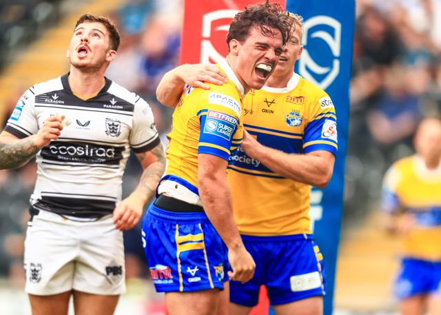 Brodie Croft of Leeds Rhinos celebrates his try  during the Betfred Super League Round 24 match Hull FC vs Leeds Rhinos at MKM Stadium, Hull, United Kingdom, 30th August 2025

(Photo by Richard Bierton/News Images)