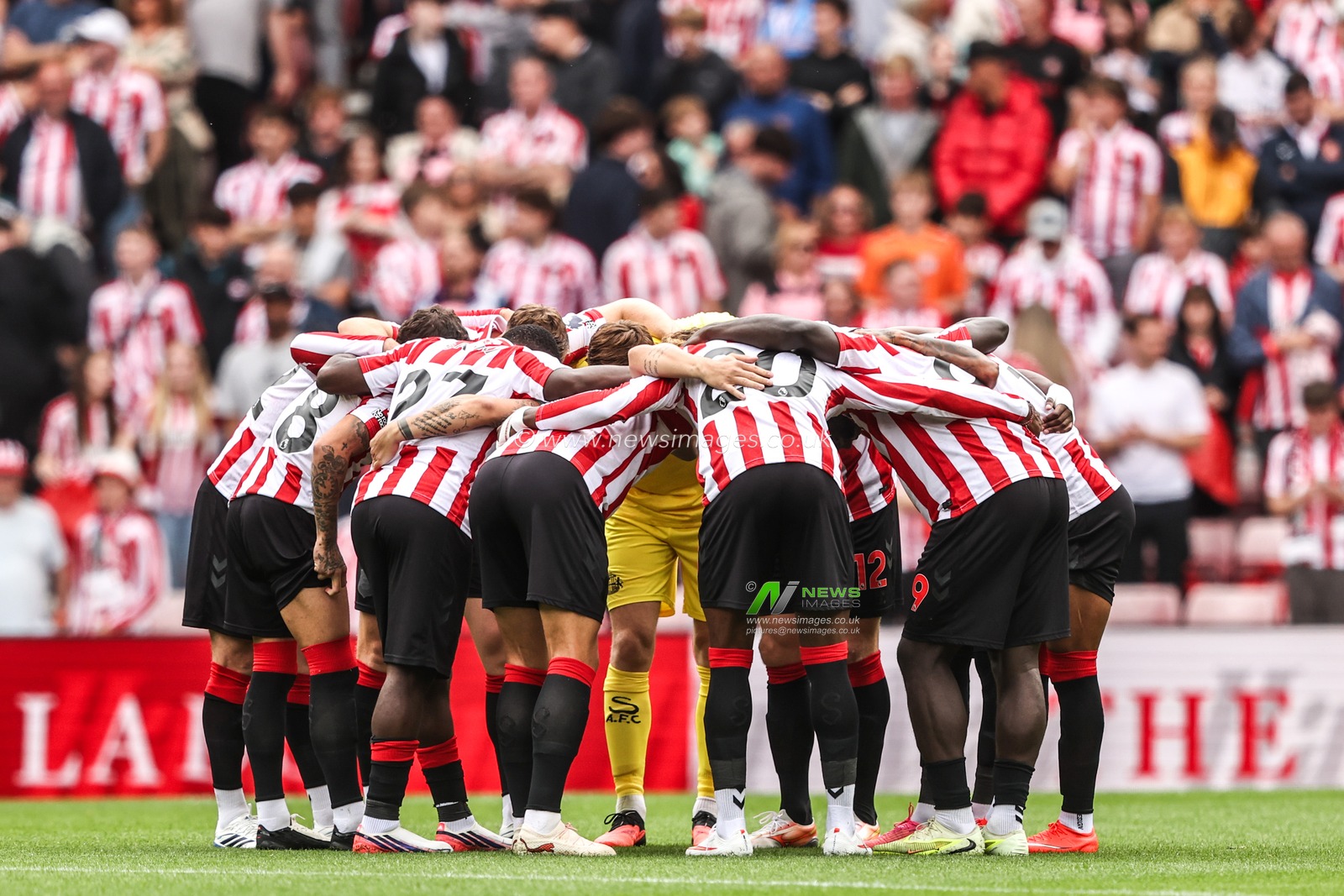 during the Premier League match Sunderland vs Fulham at Stadium Of Light, Sunderland, United Kingdom on 30 August 2026

(Photo by Alfie Cosgrove/News Images)