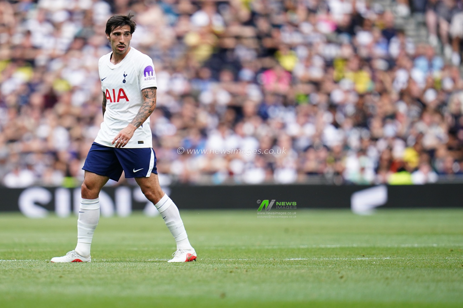 Sandro Tonali of Tottenham Hotspur looks on during the pre-season friendly match Tottenham Hotspur vs Hoffenheim at Tottenham Hotspur Stadium, London, United Kingdom on 15 August 2026

(Photo by Harvey Murphy/News Images)