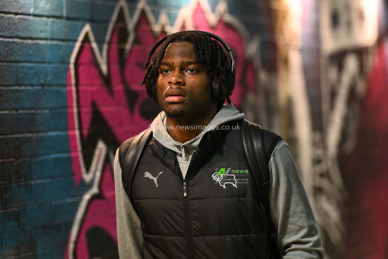 Dajaune Brown of Derby County arrives ahead of the Sky Bet Championship match Burnley vs Derby County at Turf Moor, Burnley, United Kingdom, 10th December 2024

(Photo by Craig Thomas/News Images)