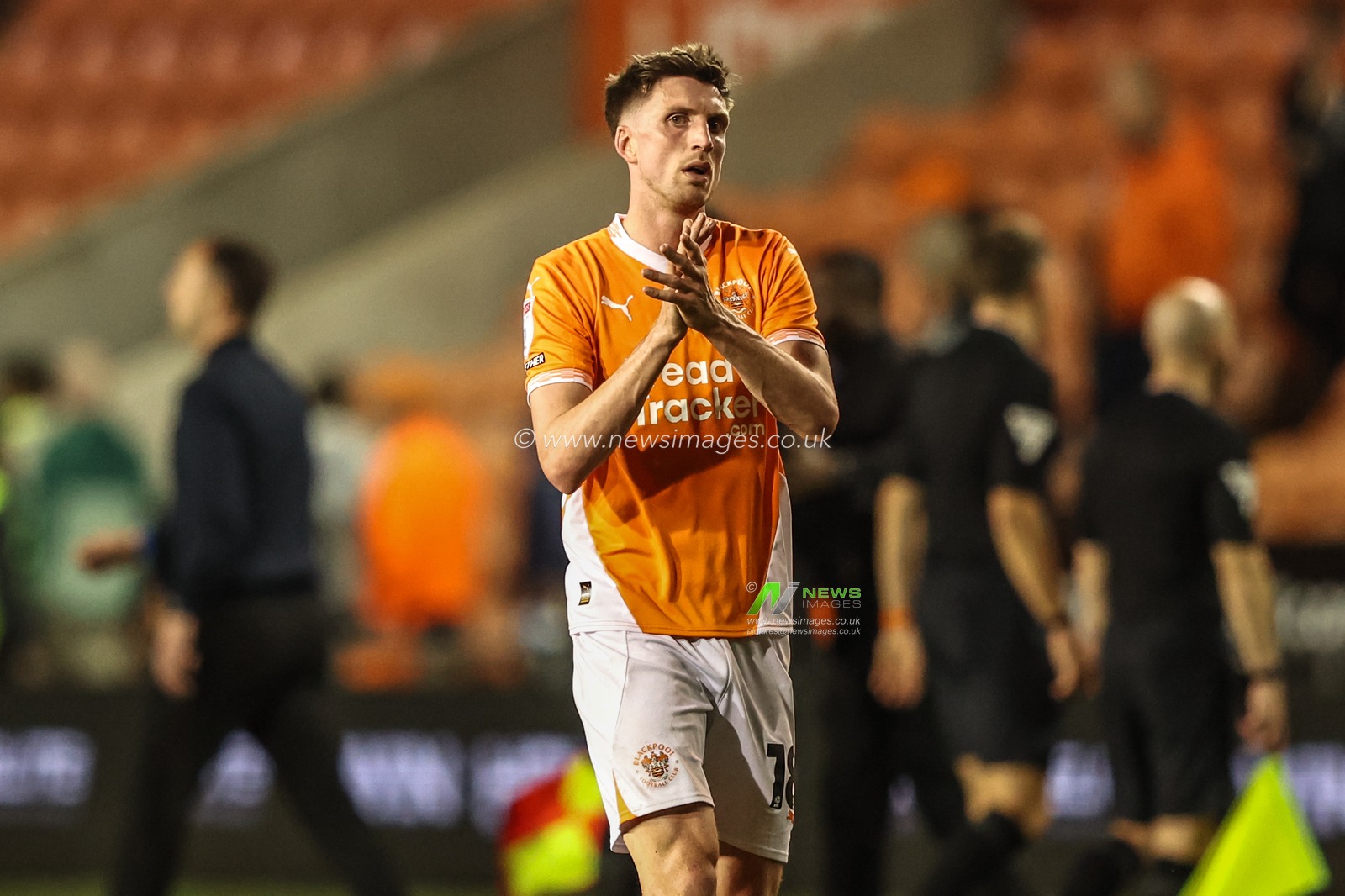 Jake Beesley of Blackpool applauds the fans after the game during the Sky Bet League 1 match Blackpool vs Birmingham City at Bloomfield Road, Blackpool, United Kingdom, 30th April 2025

(Photo by Alfie Cosgrove/News Images)