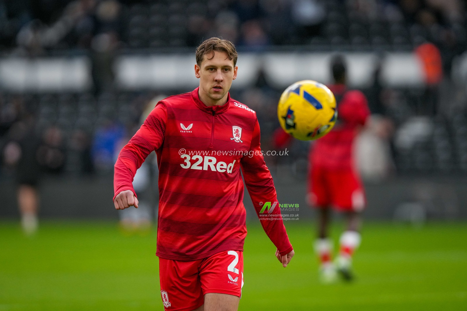 Callum Brittain of Middlesbrough warms up prior to kick off during the Sky Bet Championship match Derby County vs Middlesbrough at Pride Park Stadium, Derby, United Kingdom, 1st January 2026

(Photo by Maynard Manyowa/News Images)

*** GER AUT SUI OUT ***