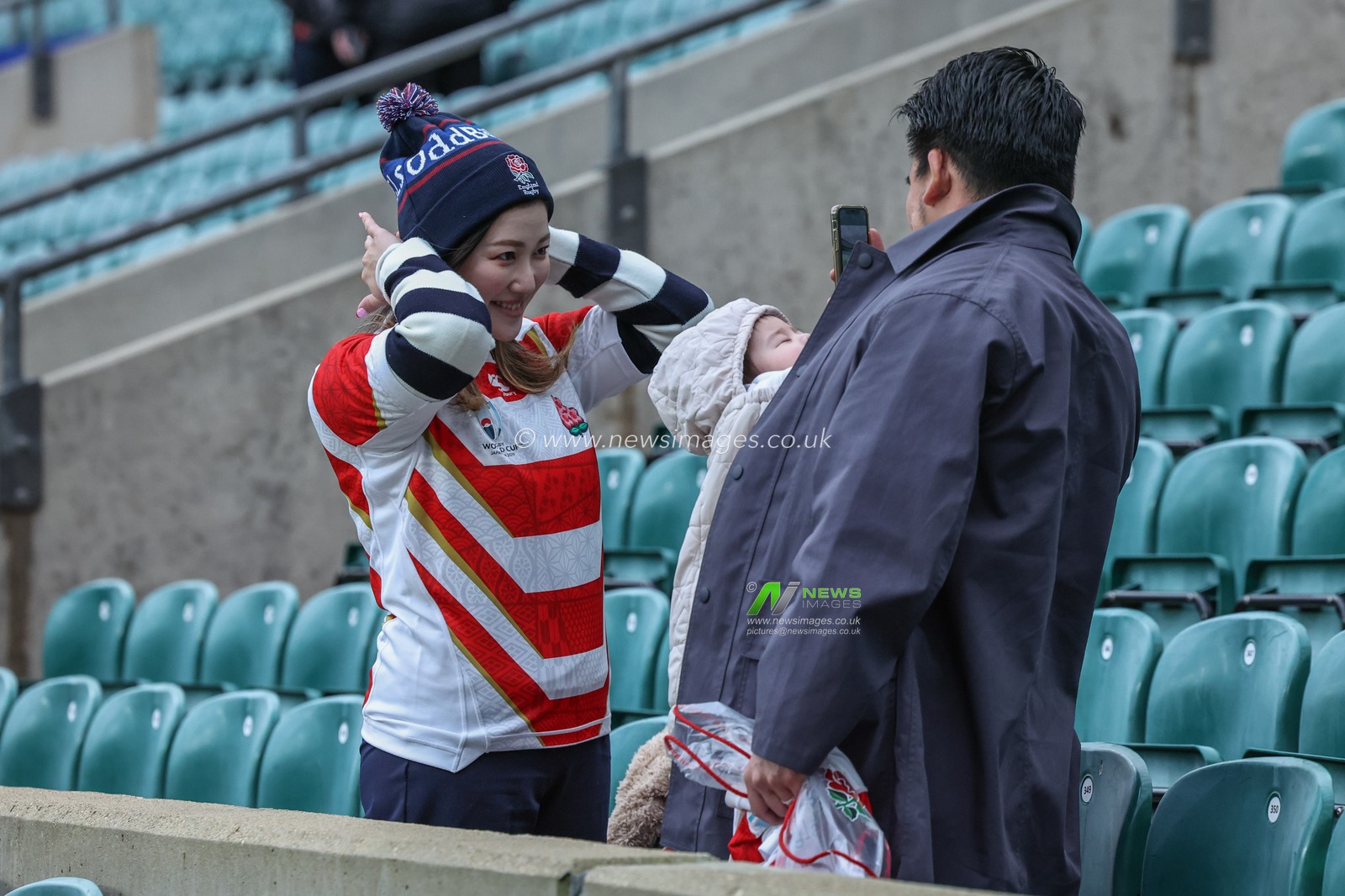 Japan fans arrive during the Autumn Nations Series match England vs Japan at Allianz Stadium,, Twickenham, United Kingdom, 24th November 2024

(Photo by Mark Cosgrove/News Images)