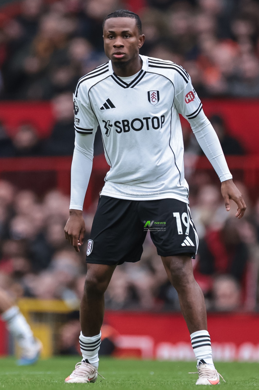 Samuel Chukwueze of Fulham during the Premier League match Manchester United vs Fulham at Old Trafford, Manchester, United Kingdom, 1st February 2026

(Photo by Mark Cosgrove/News Images)