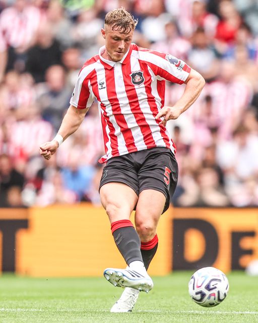 Daniel Ballard of Sunderland passes the ball during the Premier League match Sunderland vs Fulham at Stadium Of Light, Sunderland, United Kingdom on 30 August 2026

(Photo by Alfie Cosgrove/News Images)