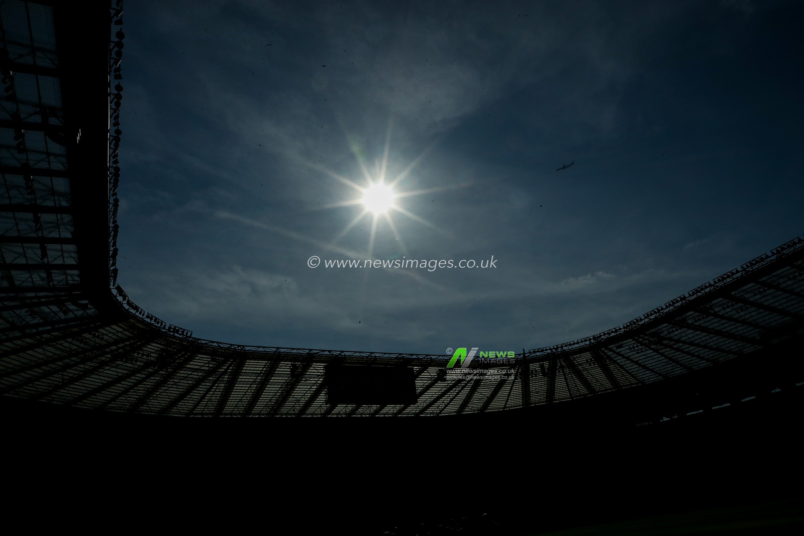The sun shines over the Allianz Stadium prior to the 2025 Guinness 6 Nations match England vs Italy at Allianz Stadium, Twickenham, United Kingdom, 9th March 2025

(Photo by Izzy Poles/News Images)