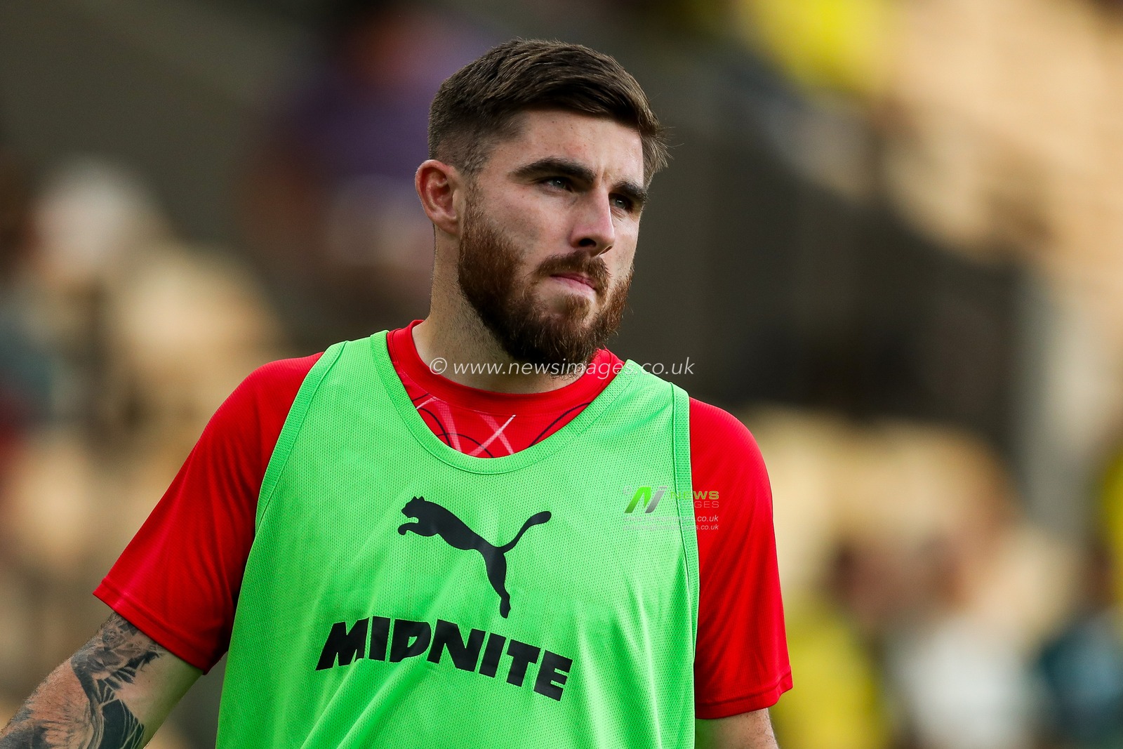 Adam Armstrong of Southampton warms up prior to the Carabao Cup match Norwich City vs Southampton at Carrow Road, Norwich, United Kingdom, 26th August 2025

(Photo by Izzy Poles/News Images)