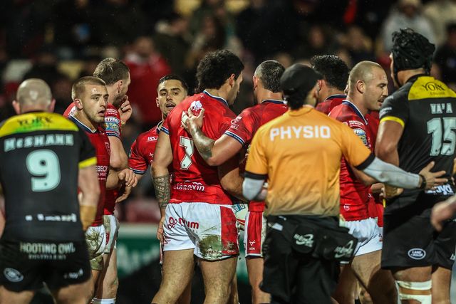 Tyrone May of Hull KR celebrates his try making it 0-4 during the Betfred Super League Round 1 match York Knights vs Hull KR at LNER Community Stadium, Lincoln, United Kingdom on 12 February 2026

(Photo by Alfie Cosgrove/News Images)