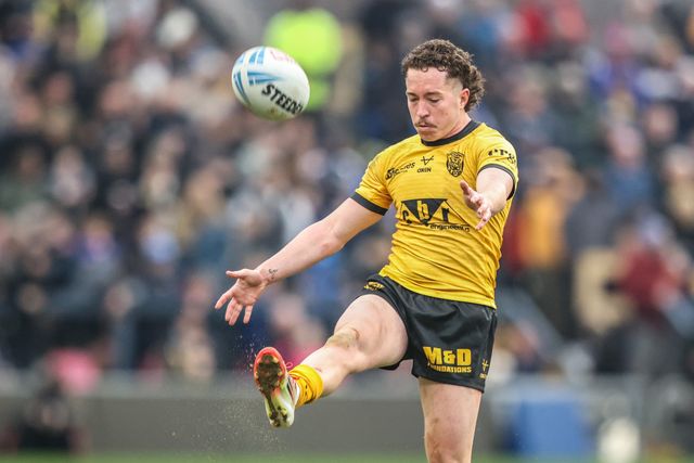 Jordan Lane of Castleford Tigers in action during the Betfred Super League round 4 match Leeds Rhinos vs Castleford Tigers at AMT Headingley Stadium, Leeds, United Kingdom on 08 March 2026

(Photo by Alfie Cosgrove/News Images)